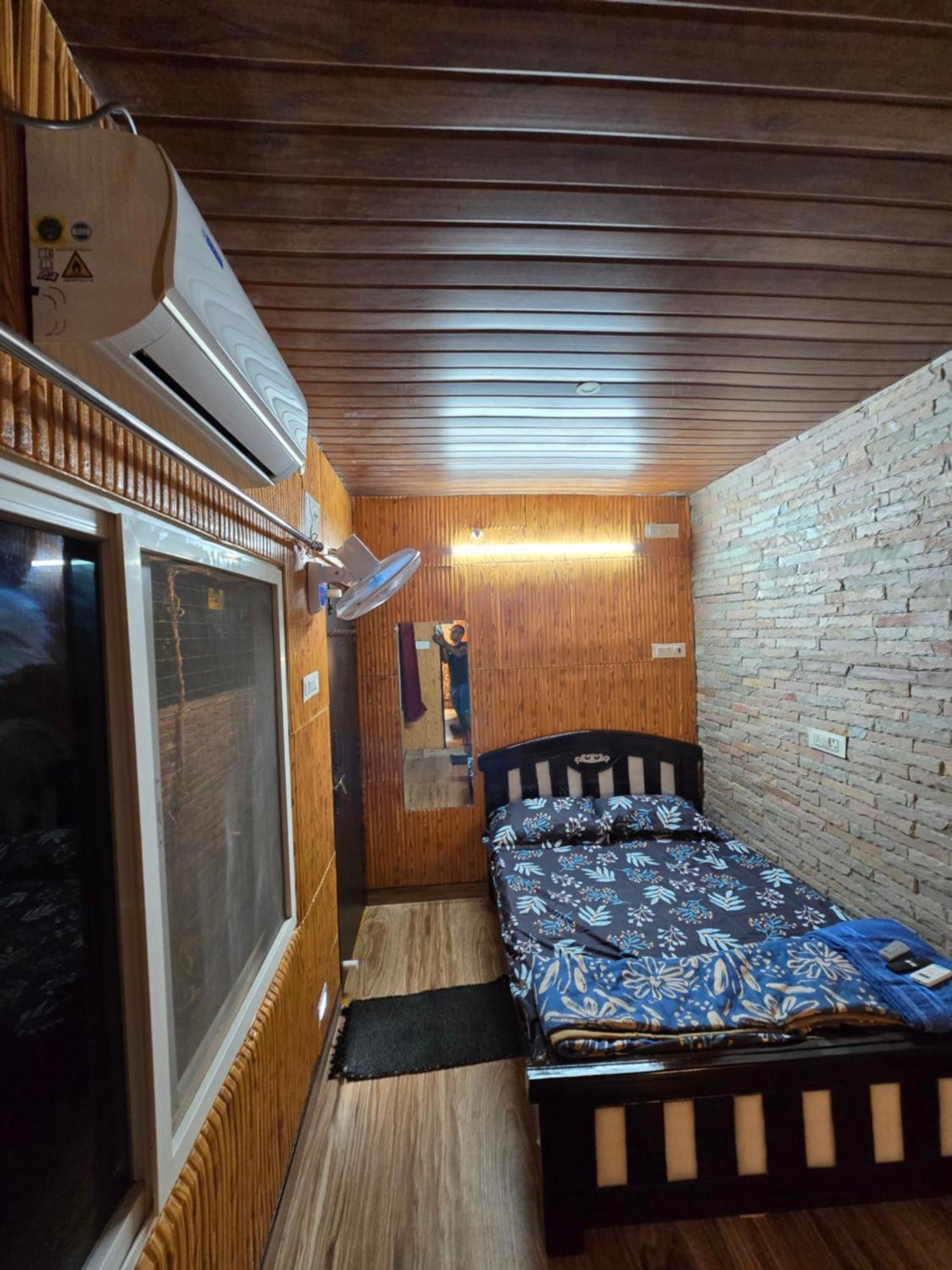 Barla'S Home Stay Шамшабад Екстериор снимка